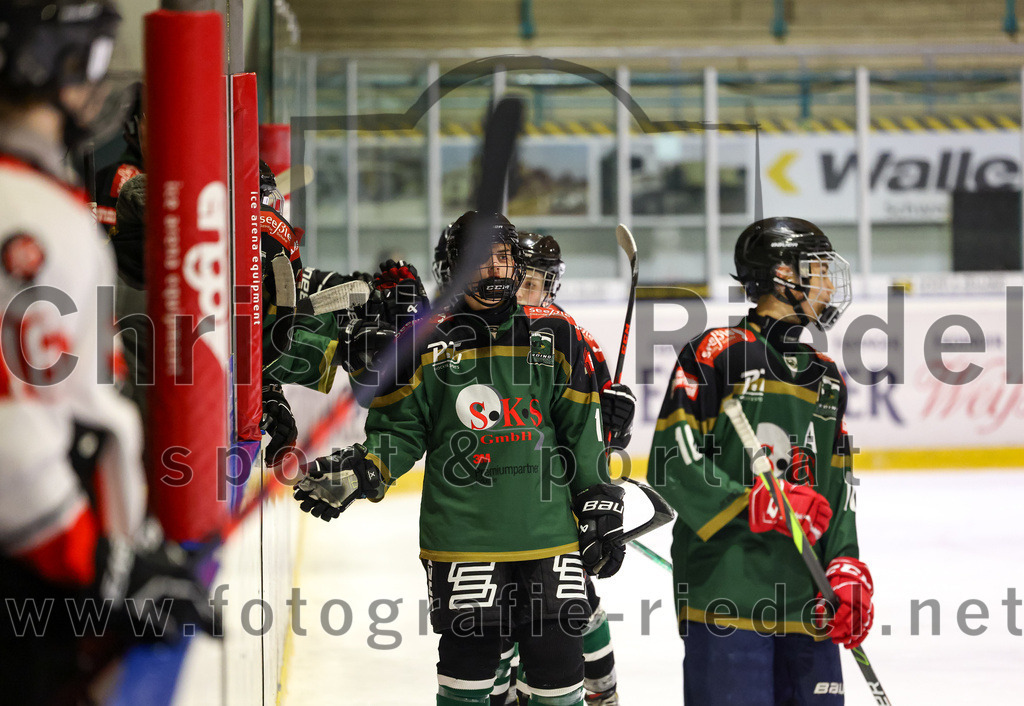 2022-12-04_109_TSV_Erding_gegen_EHC_Klostersee | Erding, Deutschland, 04.12.2022:
Eishockey, Bayernliga U17 2022 / 2023, 11. Spieltag, TSV Erding gegen EHC Klostersee, Endergebnis: 3:5

Foto: Christian Riedel / fotografie-riedel.net