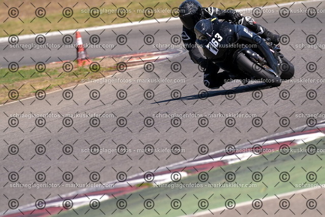 26bt04-1849 | markuskiefer.com - Realisiert mit Pictrs.com