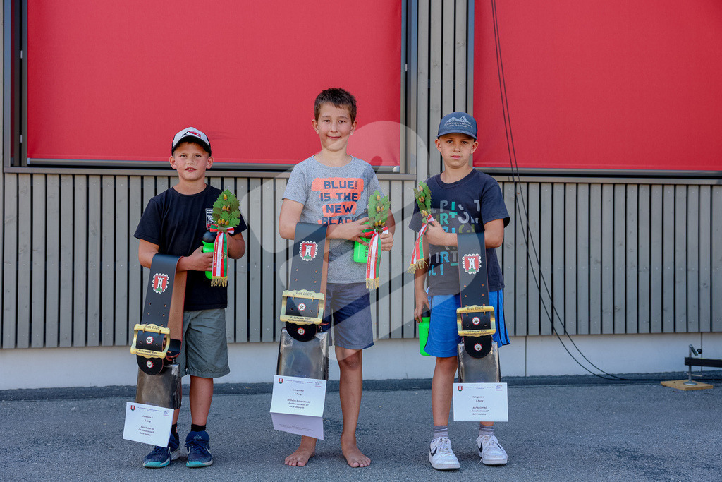 SchwyzerJung2026_00146 | Jahrgang 2017-2018 (v.l.n.r): Koller Nino (2), Arnold Kilian (1), Benz Alex (3a) - Realisiert mit Pictrs.com