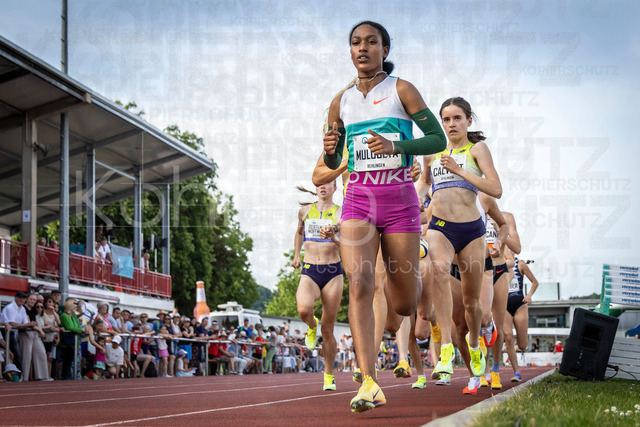 61. Internationales Pfingstsportfest; Rehlingen-Siersburg, 24.05.2026 | REHLINGEN , GERMANY - MAY 24: Samrawit Mulugeta (ETH/Äthiopien) and Sarah Calvert (GBR/Großbritannien) over 800m during the 61. Internationales Pfingstsportfest on 24.05.2026 at the  Bungertstadion in Rehlingen-Siersburg (Saarland / Deutschland).