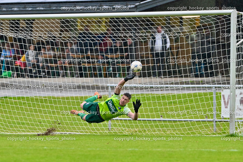 ASKÖ Köttmannsdorf vs. SV Dellach Gail | #22 Jaka Grilj Miletic Dellach Gail, Elfmeter ASKÖ Köttmannsdorf, ASKÖ Köttmannsdorf vs. SV Dellach Gail, ASKÖ Köttmannsdorf vs. SV Dellach Gail am 15.05.2024 in Köttmannsdorf (Sportplatz Köttmannsdorf), Austria, (Photo by Bernd Stefan)