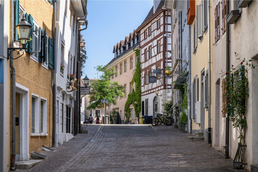 Radolfzellbilder_0464 | Die Schmidtengasse als Fußgängerzone in der Altstadt von Radolfzell - Realisiert mit Pictrs.com