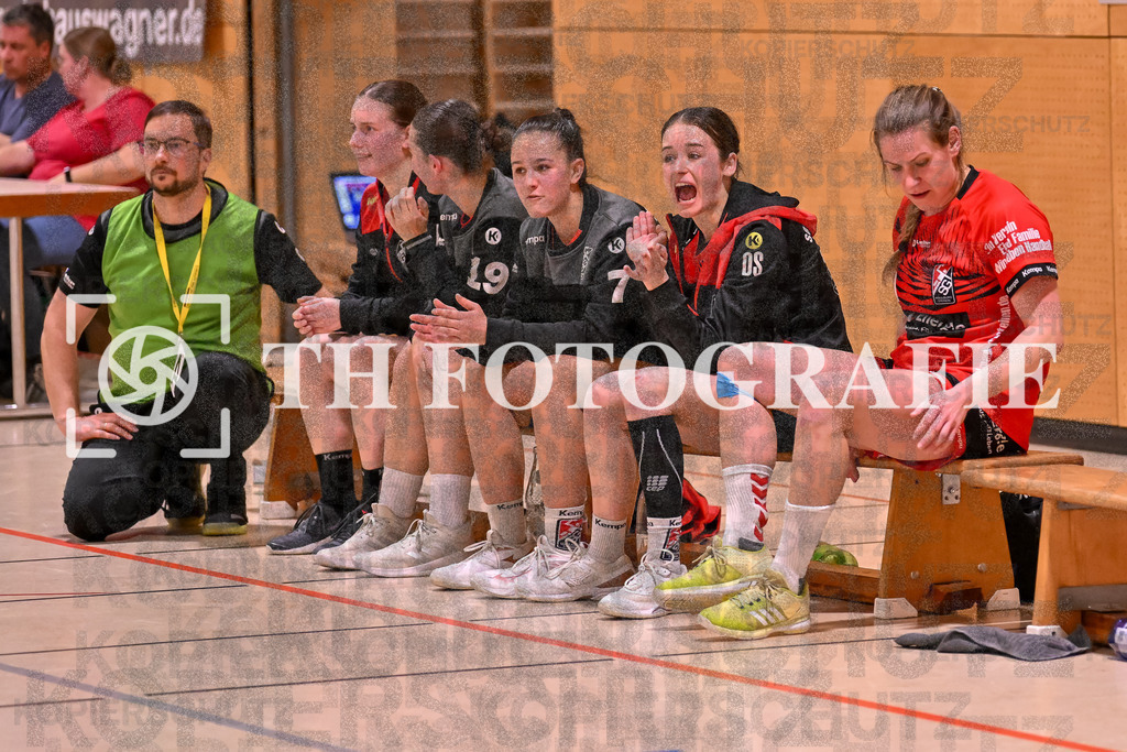 GER, SG Maulburg/Steinen - SG Muggensturm/Kuppenheim, Handball, Suedbadenliga, 17. Spieltag, Saison 2023/2024, 09.03.2024 | Spielerinnenbank SGMS

GER, SG Maulburg/Steinen - SG Muggensturm/Kuppenheim, Handball, Suedbadenliga, 17. Spieltag, Saison 2023/2024, 09.03.2024

Foto: TH Fotografie/Thomas Hess
