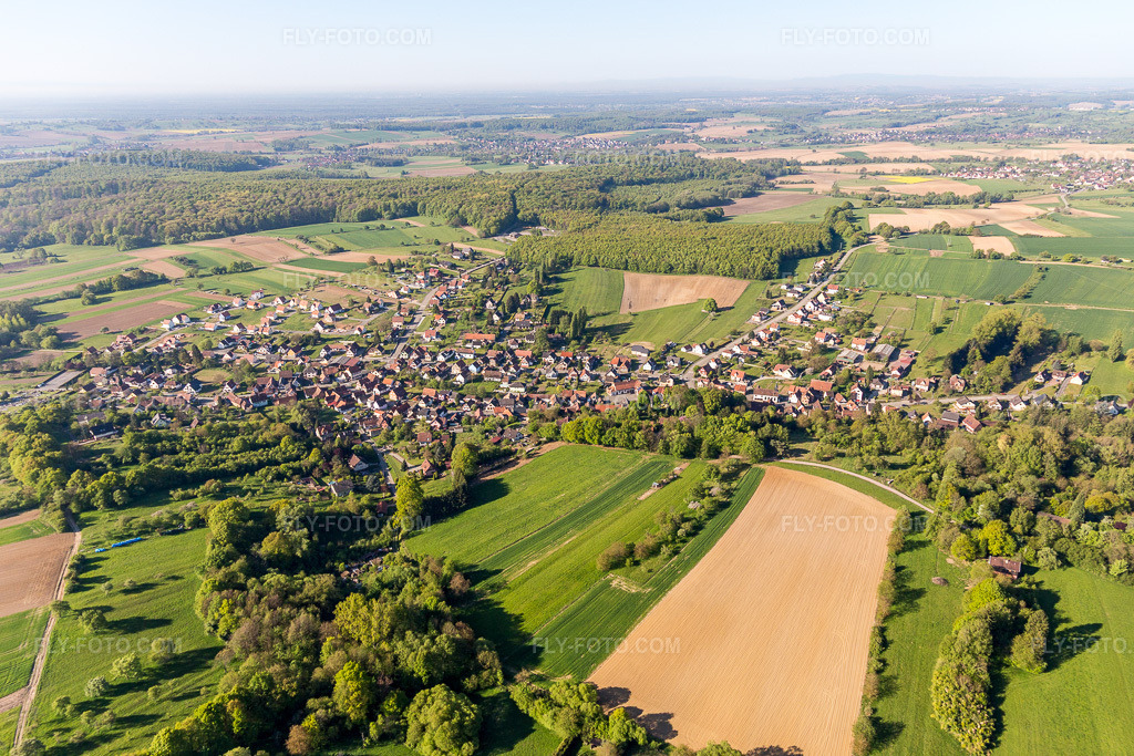 Aerial view: Agricultural fields and arable land in Lobsann in the state Bas-Rhin, France.Photo: IMG_099333.jpg taken on 04/30/2017 by Werner Riehm/FLY-FOTO.comResolution of the original: 5472 x 3648 px