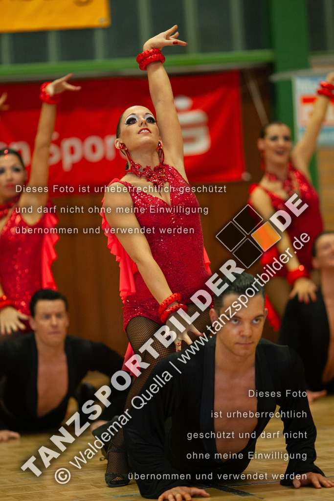 20090124-10179 | Hier finden Sie Tanz Bilder vom Latein und Standard Formationen tanzen. Sportbilder vom Tanzsport. Schöne Fotos und von Weltmeisterschaft, Europameisterschaft, Bundesliga, Regionalliga, Oberliga und Landesliga sowie von GOC Stuttgart, DanceComp, WM Bremen