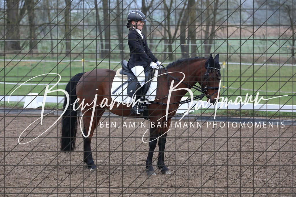 AZ2A3525 | Benjamin Bartmann Photomoments