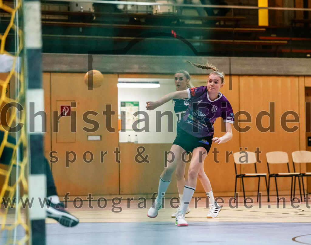 2024-02-03_036_SpVgg_Altenerding_gegen_SpVgg_Erdweg | Erding, Deutschland, 03.02.2024:
Handball, Bezirksoberliga Frauen Altbayern 2023 / 2024, 13. Spieltag, SpVgg Altenerding gegen SpVgg Erdweg, Endergebnis: 25:21

Greta Felbinger (SpVgg Altenerding, #4)

Foto: Christian Riedel / fotografie-riedel.net