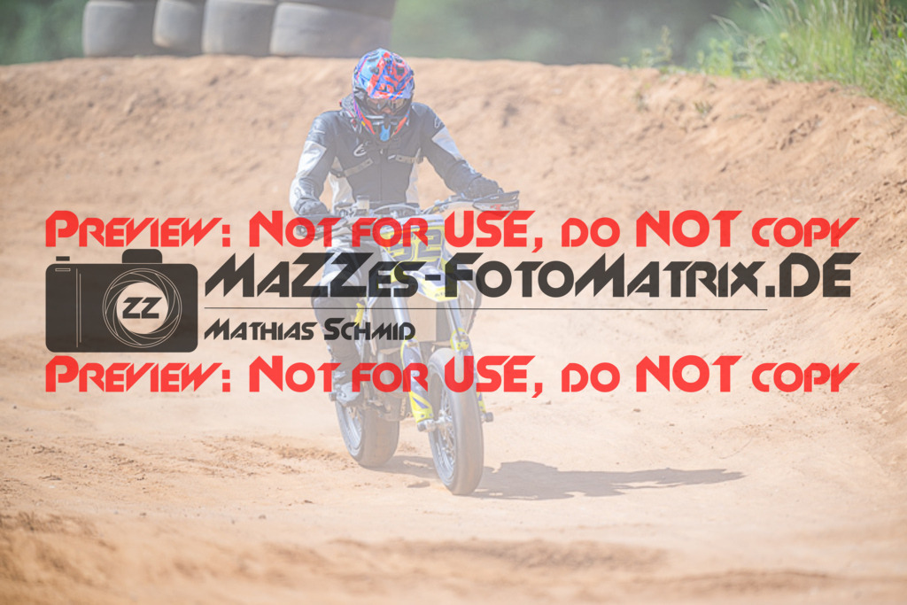 MaZZes_FotoMatrix_220529_6247 | Fotograf Mathias Schmid
Sportfotograf,
Eventfotograf,
Hochzeitsfotograf,
Portraitfotograf