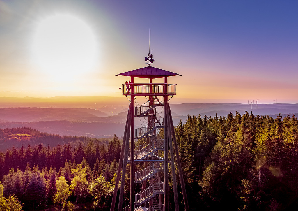 MPI_Sehenswürdigkeiten_0005 | Sonnenuntergang beim Hühnersedelturm bei Freiamt - Realisiert mit Pictrs.com