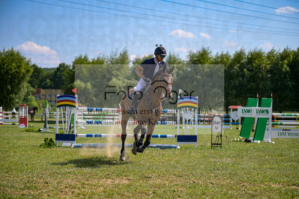 Reitturnier Voxtrup | Entdecke hochwertige Reitturnierfotos von Foto Oger. Professionell, emotional und authentisch – jetzt Lieblingsmomente im Shop bestellen.Deutschlandweite Turnierfotografie. - Realisiert mit Pictrs.com