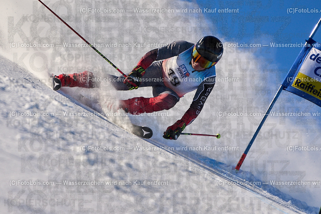 ALP3945_MASTERS-Cup_GS-A Herrn_Wicho Anton | (C)FotoLois.com, Alois Spandl. FIS Masters-Cup Wildschönau, Giant Slalom auf der Piste Schatzberg GS, Siegerehrung auf dem Dorfplatz Niederau, Sa 13. Januar 2024.
