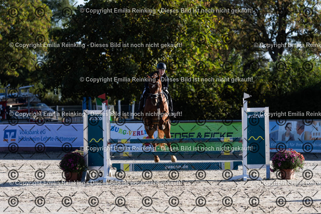 CL5A1035 | Emilia Reinking Fotografie - Realisiert mit Pictrs.com