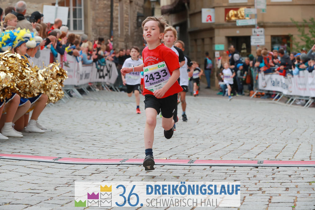 AOK Junior Cup 400m | 3Königslauf 2022 AOK Junior Cup 400m - Realisiert mit Pictrs.com