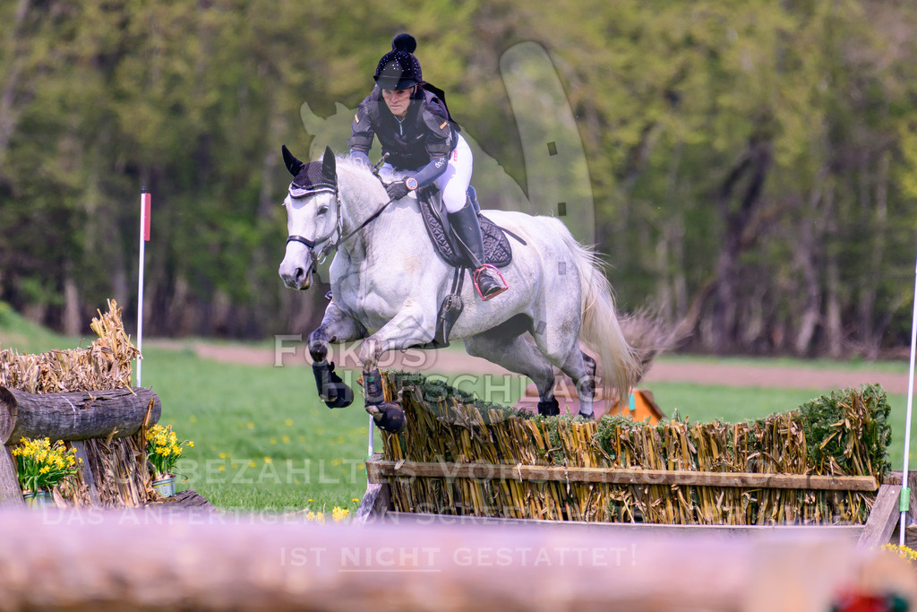 18042026-Gernlinden-01-2-0043 | Fokus Hufschlag Fotografie - Realisiert mit Pictrs.com