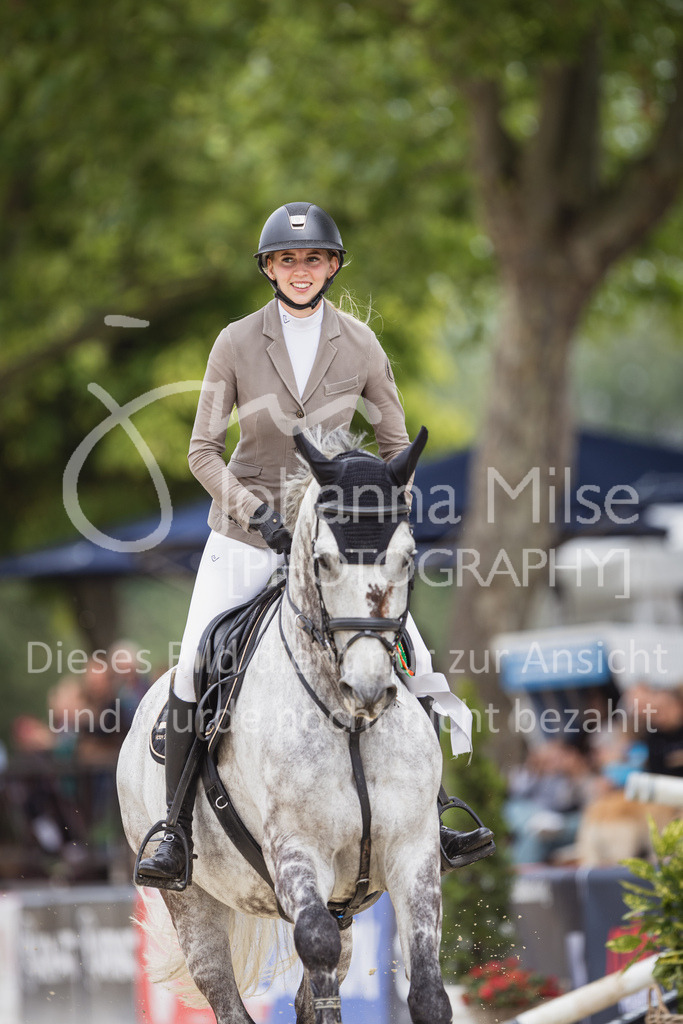 230730_BHO_M2-Spr_2-514 | Deine schönsten Turniermomente als professionelle Fotos! Entdecke hochwertige Pferdesport-Fotografie im Online-Shop. Jetzt Fotos finden & bestellen!