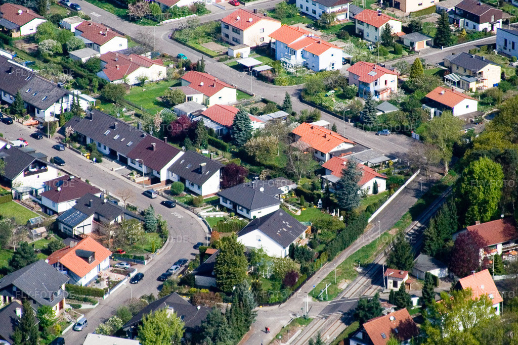 Luftbild: Landauer Straße, Karlsruher Straße in Jockgrim im Bundesland Rheinland-Pfalz in Deutschland. Foto: IMG_10488.jpg vom 27.04.2008 durch Werner Riehm/FLY-FOTO.de