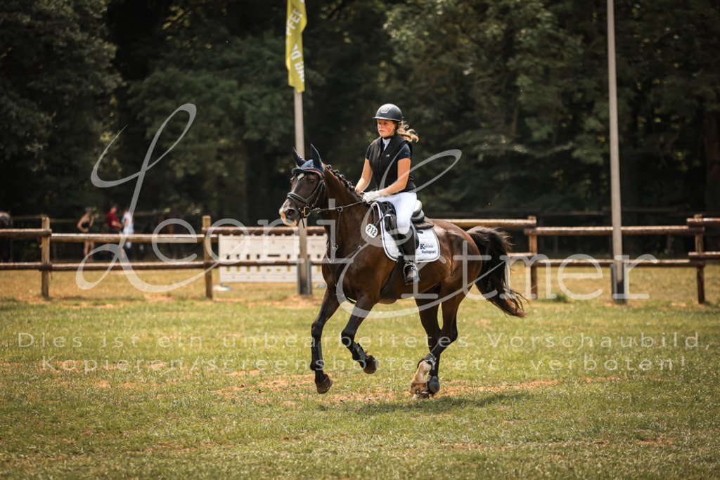 15.SaStE00326 | Leoni Ertmer Photography - Realisiert mit Pictrs.com