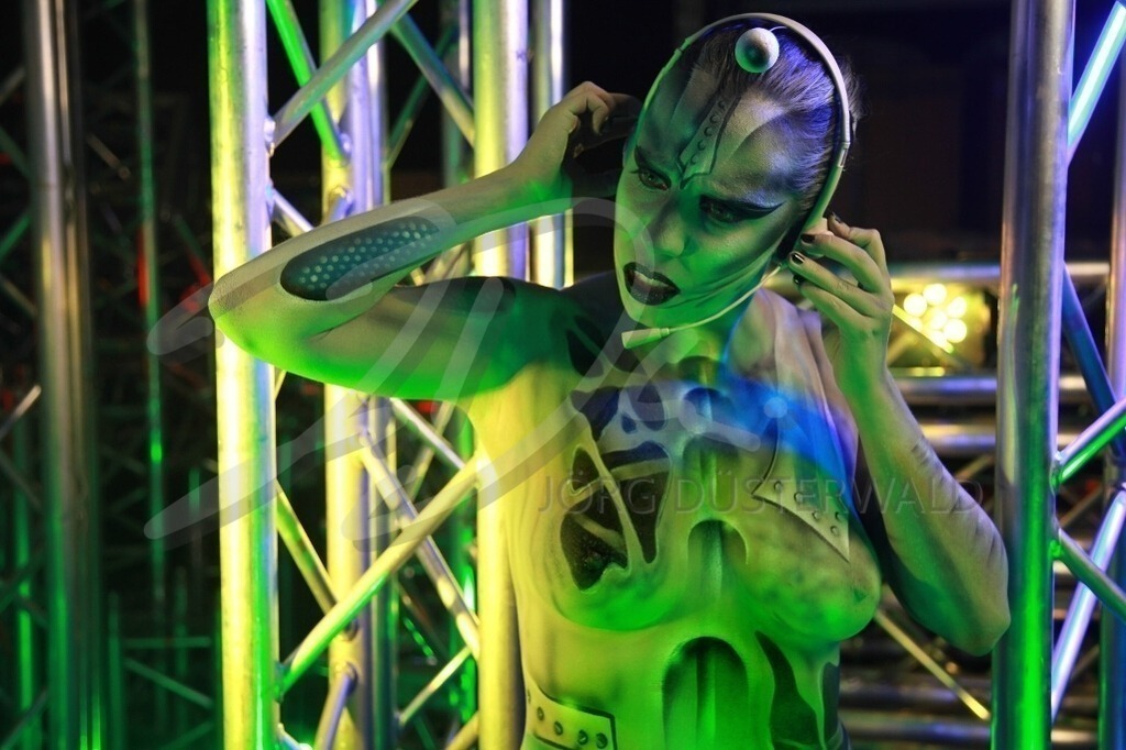 Bodypainting-ALIEN_002 | #009 | Modell: Ann-Kristin | Foto: Alexander Große-Strangmann - Realisiert mit Pictrs.com