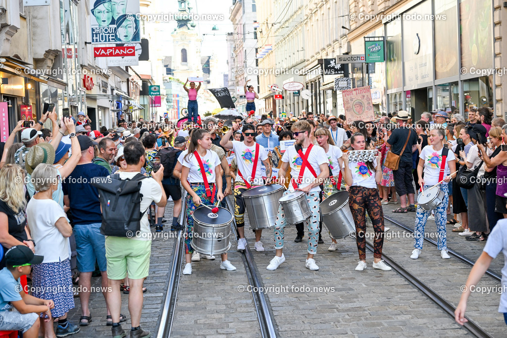 Pflasterspektakel_ 36. Linzer Pflasterspektakel 2024_ 18.07.2024-59 | 18.07.2023, Linz, AUT, 36. Linzer Pflasterspektakel 2024, im Bild diverse Kuenstler