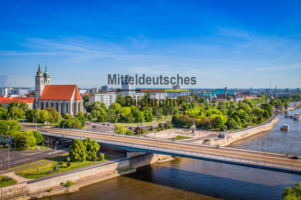 Strombrücke elbe und Johanniskirche Magdeburg Luftbild-2045 | Strombrücke Elbe und Johanniskirche - Realisiert mit Pictrs.com