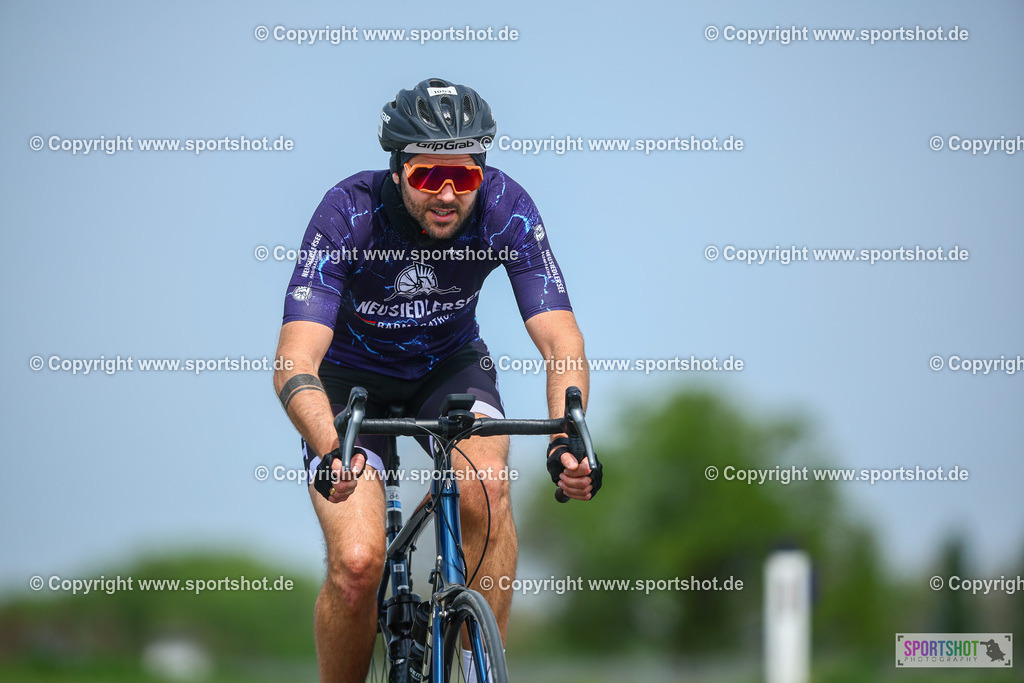 325_TRA56455 | Neusiedlersee Radmarathon 2026@sportshot_your_pictrs #yourpictures#roadtowm2029 #nrm #neusiedlerseeradmarathon #neusiedlersee #neusiedlerseetourismus #burgenland #mörbisch #nrm26 #burgenlandtourismus #voglundco #poweredbyburgenlandtourismus #radsport #rad #marathon #ucigranfondo #visitburgenland #ucigranfondoworldseries