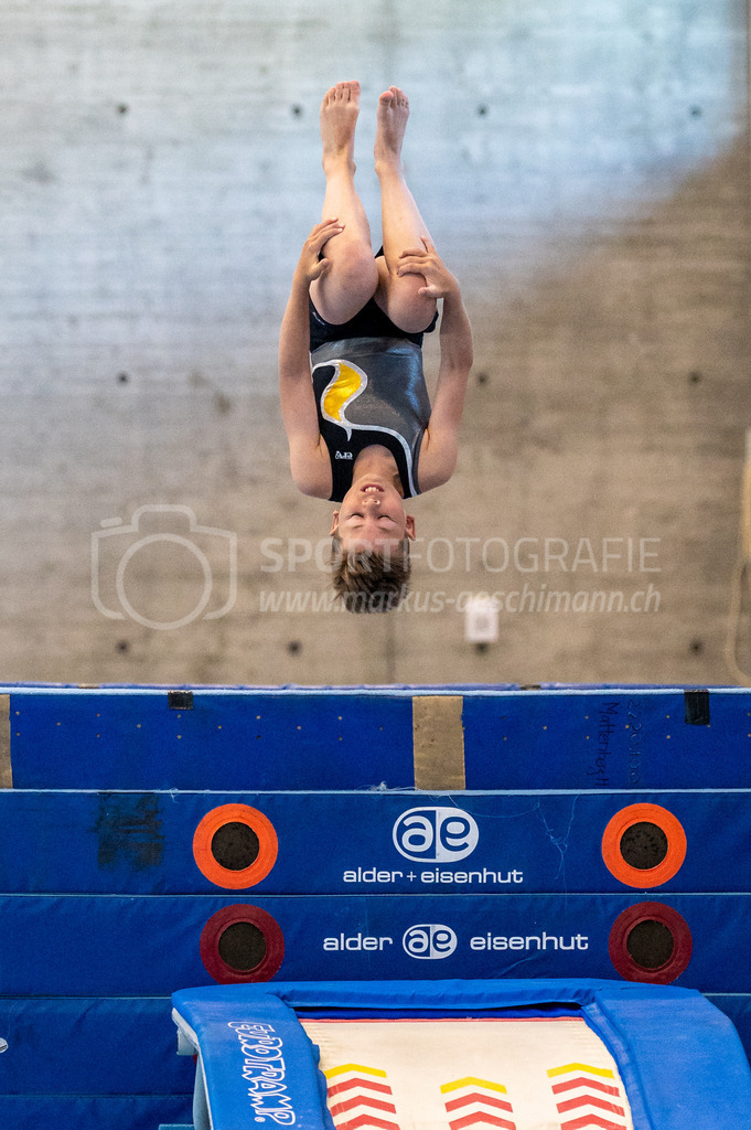 104. Zürcher Kunstturnertage Neftenbach - 15. May 2022 | 104. Zürcher Kunstturnertage Neftenbach
Turnhalle Ebni, Neftenbach
Programm 1 (P1)
Bild: Sportfotografie Markus Aeschimann | www.markus-aeschimann.ch - Realisiert mit Pictrs.com