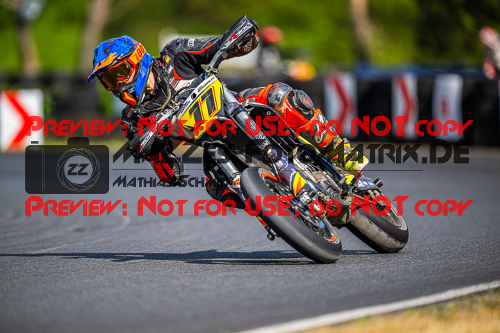 MaZZes_FotoMatrix_220528_3190 | Fotograf Mathias Schmid
Sportfotograf,
Eventfotograf,
Hochzeitsfotograf,
Portraitfotograf