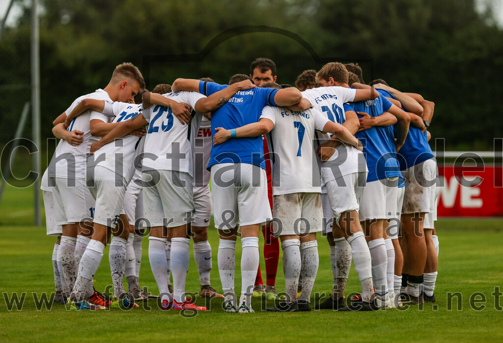 2023-07-28_004_FC_Eitting_gegen_FC_Moosburg | Eitting, Deutschland, 28.07.2023:
Fußball, Kreisliga 2023 / 2024, 1. Spieltag, FC Eitting gegen FC Moosburg, Endergebnis: 1:1

Christoph Härtl (FC Eitting, #23), Alfred Neudecker (FC Eitting, #7)

Foto: Christian Riedel / fotografie-riedel.net