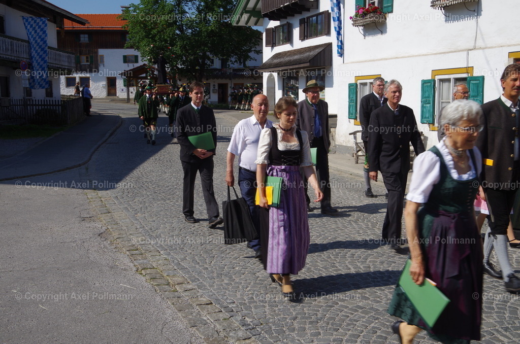 IMGP3360 | fotografiert von Axel PollmannLeonhardi Wallfahrt Benediktbeuern und Murnau, Fronleichnam, Fasching, Landschaft im Loisachtal und Benediktbeuern  - Realisiert mit Pictrs.com