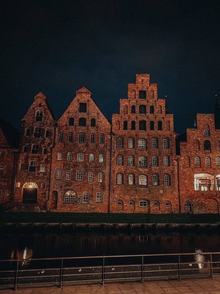 17F1CEDF-129B-48C5-A7FC-146532B2A813_1_102_o | hansefotografie - Realisiert mit Pictrs.com