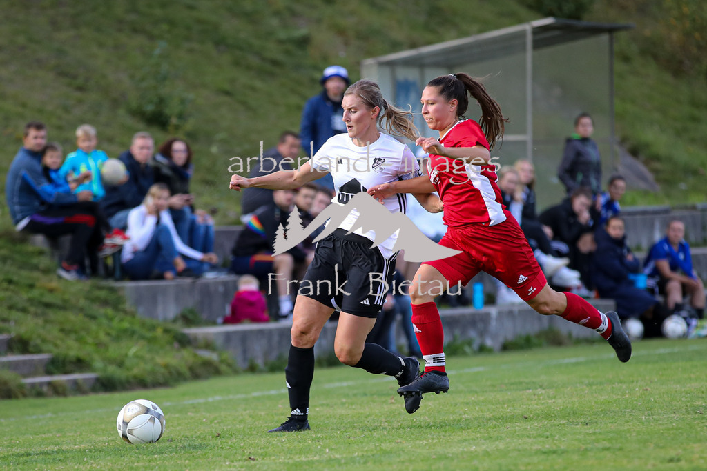 OE7A8287 | li. Stefanie Nirschl