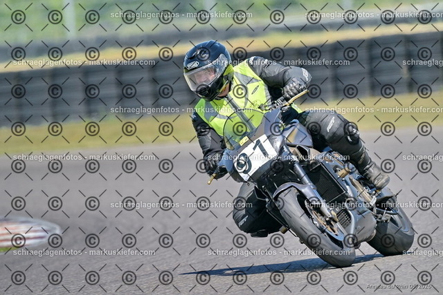 26BT01-1501 | 091 - Realisiert mit Pictrs.com