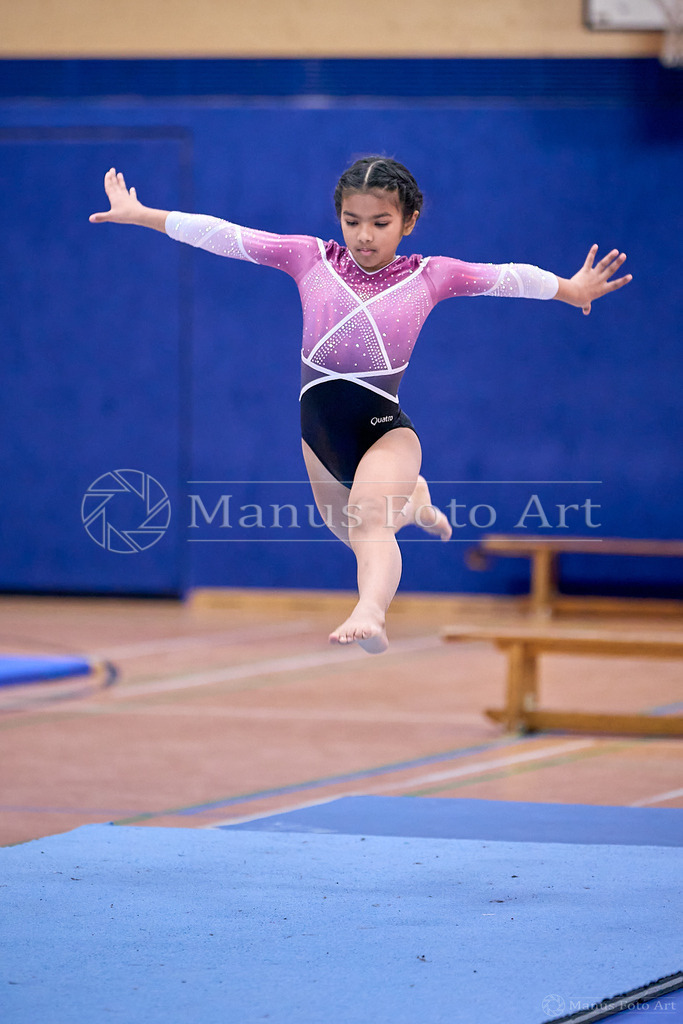 A-DSC04107 | Professionelle Sportfotografie in Hamburg, Schleswig-Holstein und Niedersachsen – spezialisiert auf Rhönrad, Geräteturnen, Leistungsturnen und rhythmische Sportgymnastik. Bundesweite Begleitung von Rhönrad-Events. Jetzt Sport-Fotos - Realisiert mit Pictrs.com