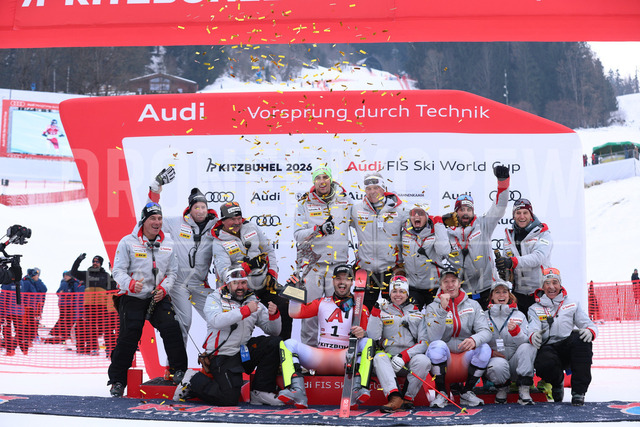Audi FIS Ski World Cup: Men’s Slalom – Hahnenkamm Race, Kitzbuehel | Kitzbuehel, Austria, 25.Jan.26 - Alpine Skiing - FIS World Cup, Hahnenkamm Race, Slalom, men. The image shows team switzerland.