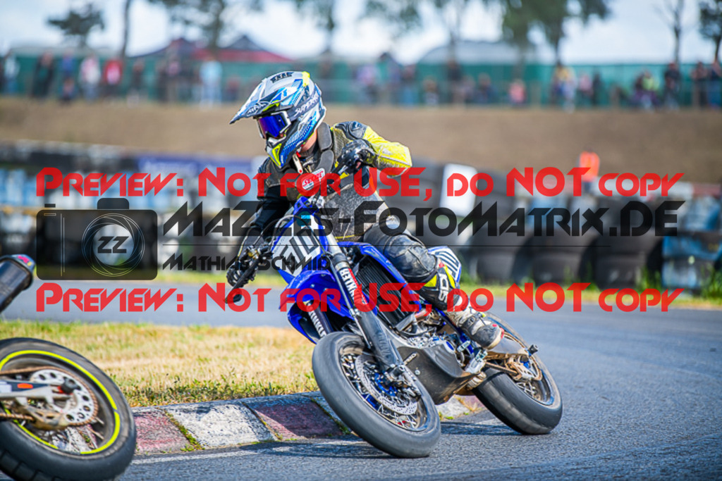 MaZZes_FotoMatrix_220529_6609 | Fotograf Mathias Schmid
Sportfotograf,
Eventfotograf,
Hochzeitsfotograf,
Portraitfotograf