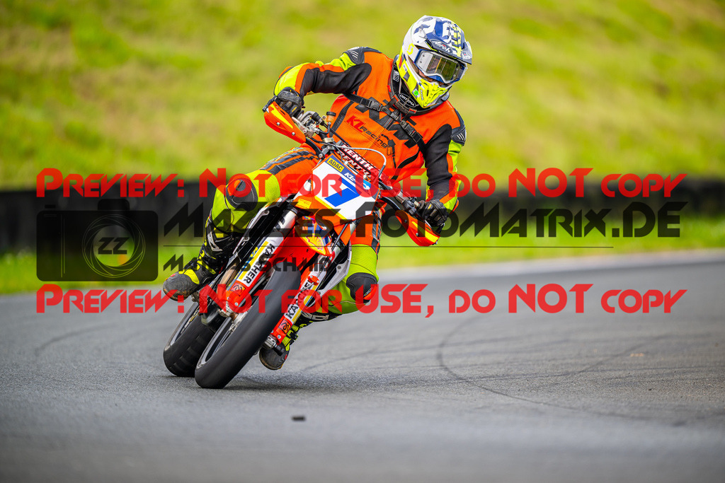 MaZZes_FotoMatrix_240621_6007705_8607 | ROT