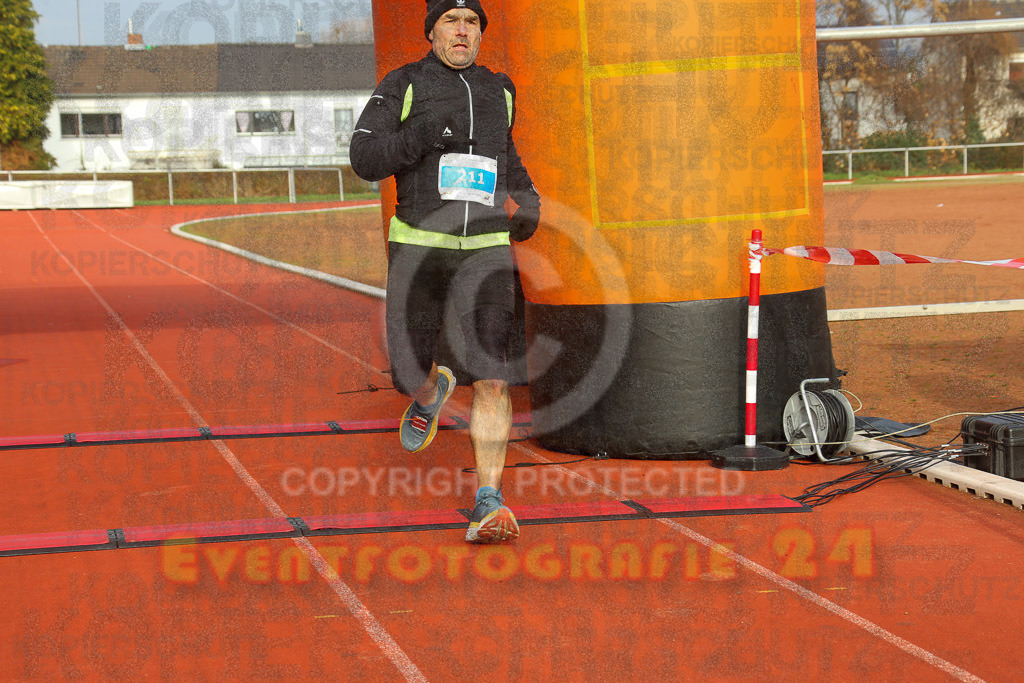 230129_1133_EX1_5144 | Sportfotografie im Rhein-Sieg Kreis, Köln, Bonn, NRW, Rheinland Pfalz, Hessen, etc. Unser Tätigkeitsfeld umfasst den Laufsport vom Volkslauf über den Marathon, Duathlon, Triathon bis zum Ultralauf wie Kölnpfad Ultra oder Schindertrail.