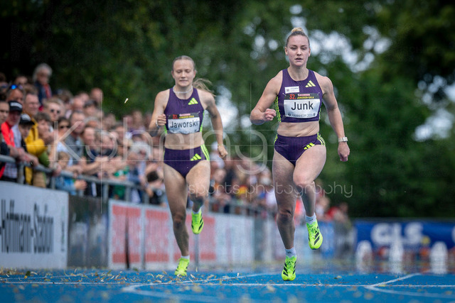 Elite Meeting; Mannheim, 14.06.2026 | MANNHEIM, GERMANY - JUNE 14, 2026 : Nele Jaworski (GER/VfL Wolfsburg), Sophia Junk (GER/LG Rhein-Wied)  competing in the women’s 100m during the Elite Meeting at Michael-Hoffmann-Stadion on June 14, 2026 in Mannheim, Germany.