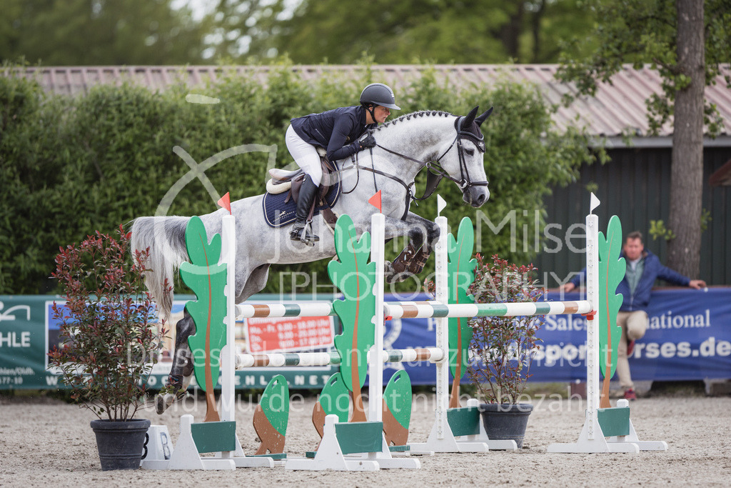 230516_Mühlen_05SprPf-L-548 | Deine schönsten Turniermomente als professionelle Fotos! Entdecke hochwertige Pferdesport-Fotografie im Online-Shop. Jetzt Fotos finden & bestellen!