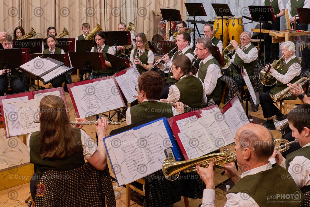 151_202601_MVS-Neujahrskonzert_NZ9_6097 | proPHOTO - Realisiert mit Pictrs.com