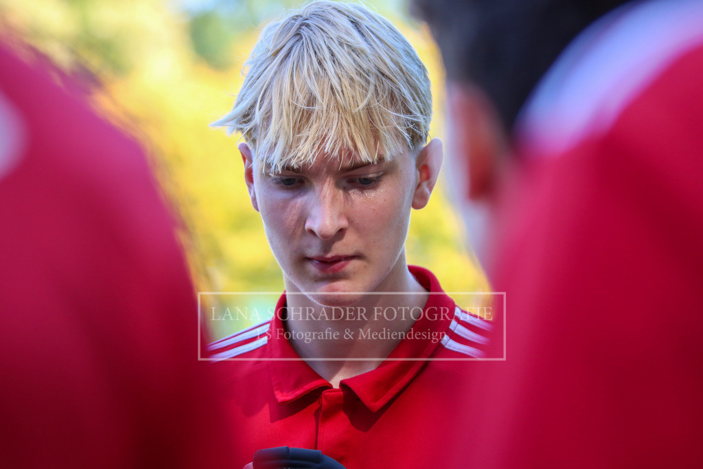 MU16 Regionalliga WDM HF RWK-DHC 21.09.24 Köln_48 | lanaschraderfotografie - Realisiert mit Pictrs.com