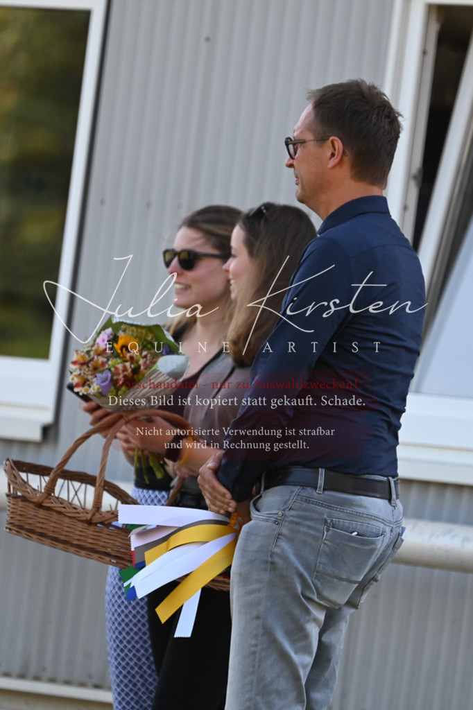 DSC_1765 | Pferde- und Turnierfotografie in Westsachsen. Pferdeportraits, Auftragszeichnungen und intuitive Kunst.