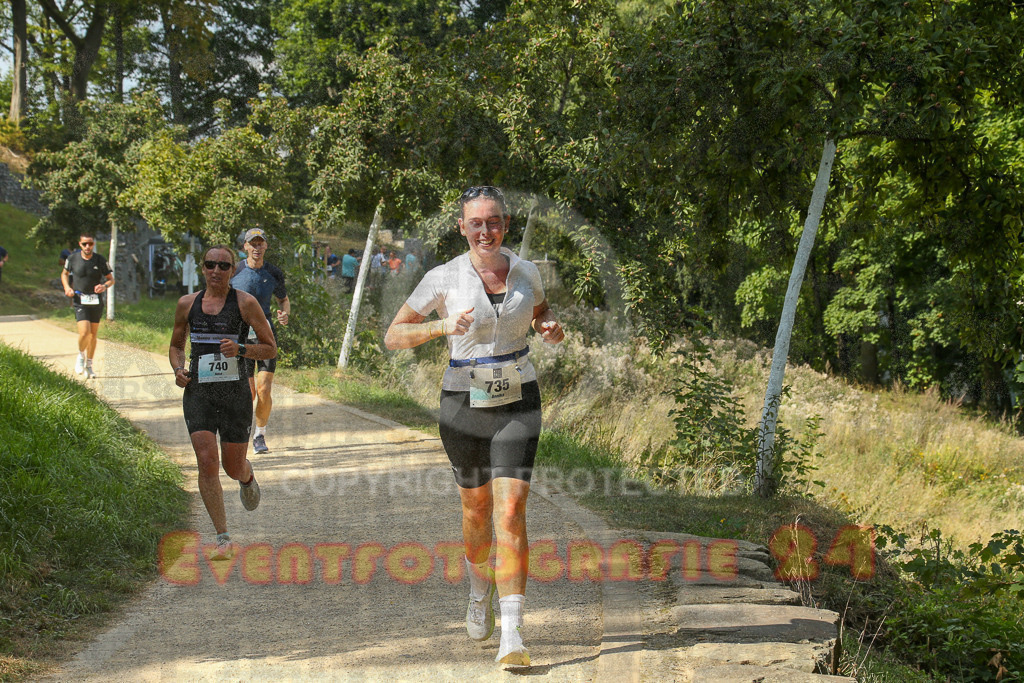 250824_1455_EX1_8057 | Sportfotografie im Rhein-Sieg Kreis, Köln, Bonn, NRW, Rheinland Pfalz, Hessen, etc. Unser Tätigkeitsfeld umfasst den Laufsport vom Volkslauf über den Marathon, Duathlon, Triathon bis zum Ultralauf wie Kölnpfad Ultra oder Schindertrail.