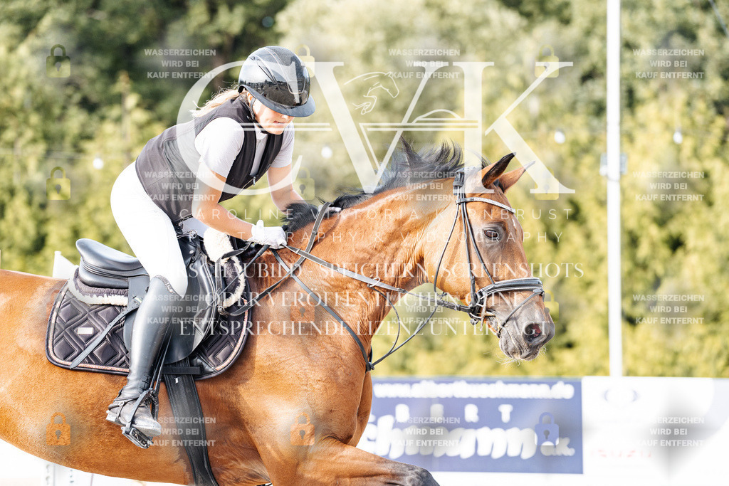 CK906928 | Turnierfotografie Pferdefotografie Trier Rheinland-Pfalz Pferdesport Reitsport Tierfotografie Sportfotografie Pferdevideo Pferdevideografie Equestrianvideography equestrianphotography  - Realisiert mit Pictrs.com