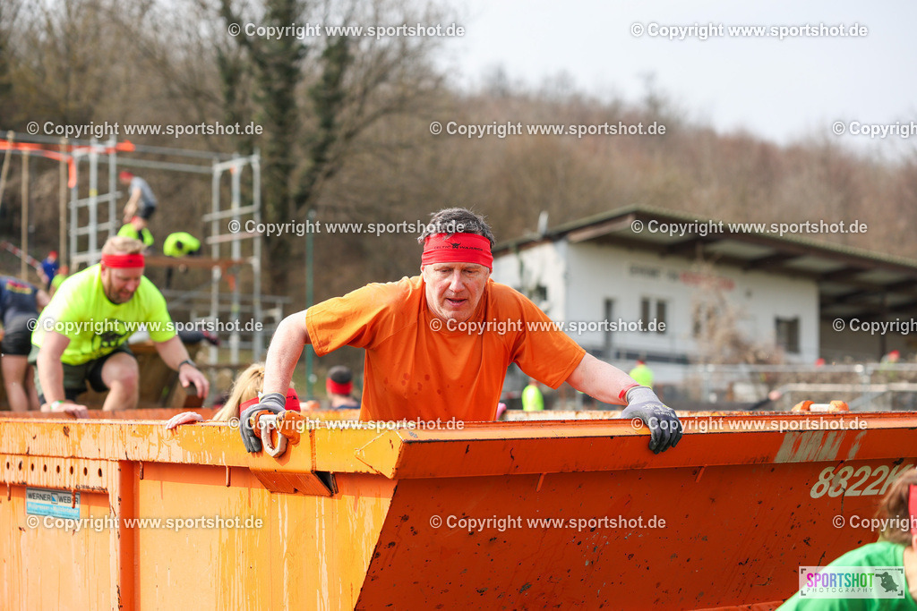 LUR_4087 | Rund um das Thema Sport-Event-Fotografie & individuelle Teilnehmerfotos. Jeder Teilnehmer wird fotografiert.