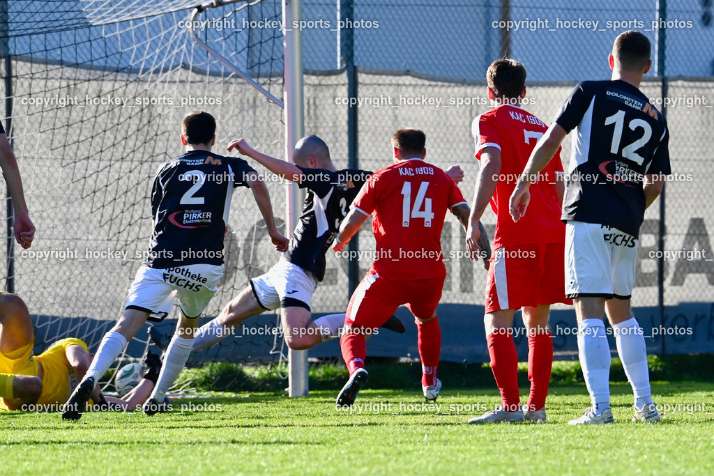 FC Gmünd vs. FC KAC 1909 22.4.2023 | #2 Sandro Unterkofler, #3 Maximilian Kohlmaier, #14 Andreas Bernhard Schritliser, #Jakob Orgonyi, #12 Marvin Metzler, Tor FC Gmünd