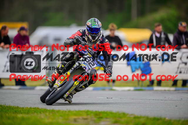 MaZZes_Fotomatrix_20250504_6007705_2425 | S4