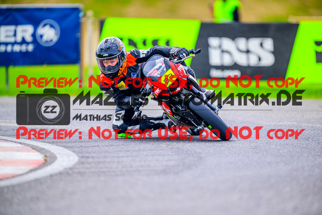 MaZZes_FotoMatrix_240608_6007705_6009 | STK