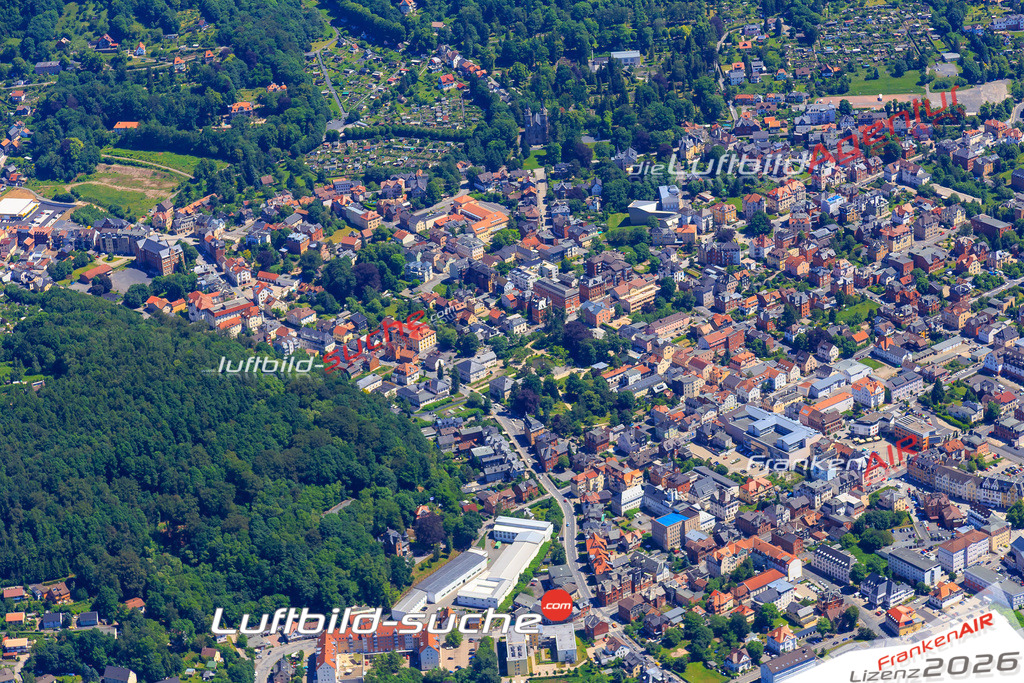 Die Luftaufnahme der Stadt Sonneberg wurde vom UL-Flugzeug heraus erstellt ( keine Drohne )- hohe Auflösung für beste Qualität
