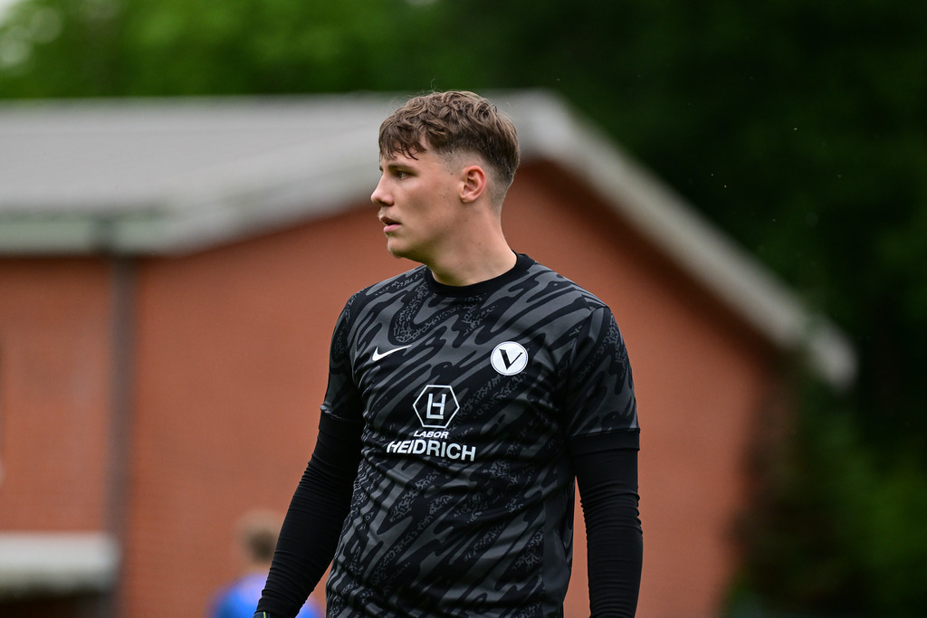 Fußball I Herren I Saison 2025-2026 I Oberliga I 3. Spieltag I TSV Buchholz 08 - SC Victoria Hamburg | Der Sportfotograf. - Realisiert mit Pictrs.com